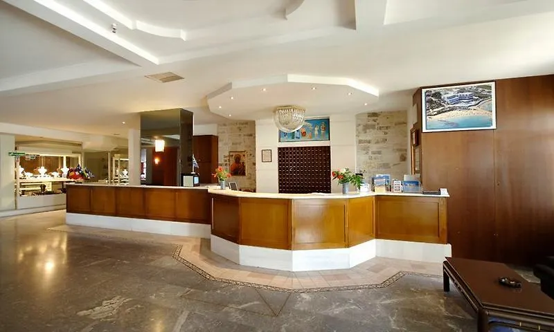 Themis Beach Hotel Kokkini Hani 4*,